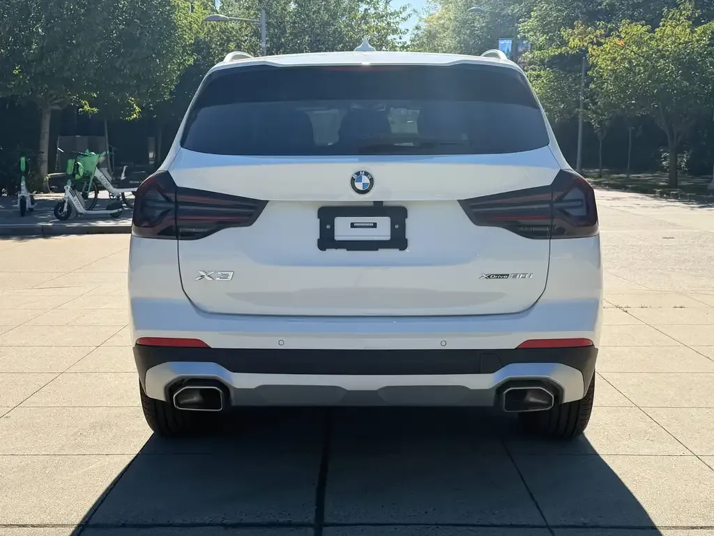BMW X3 2022 photo 4