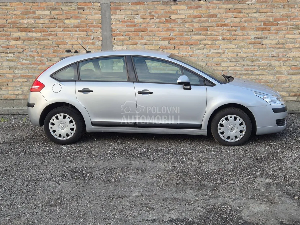 Citroen C4 2007 photo 4