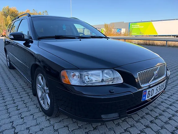 Volvo V70 2007 photo 4