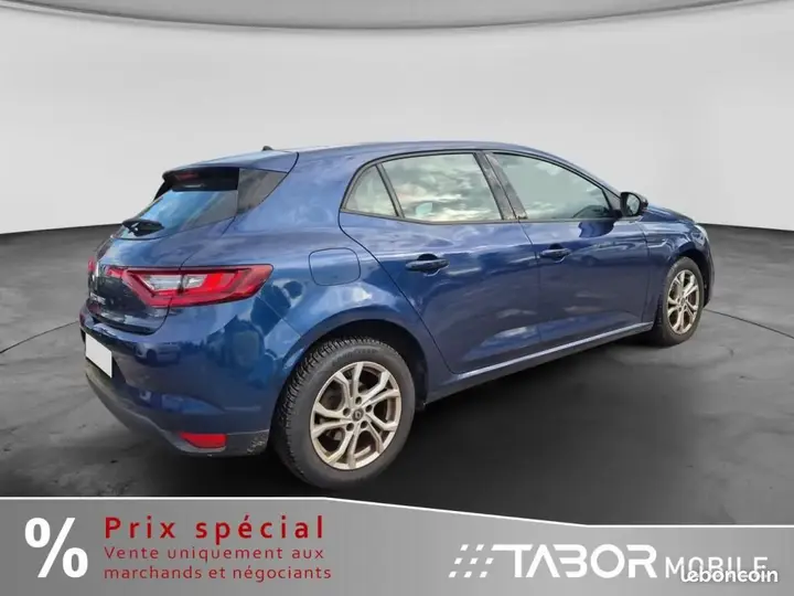 Renault Megane 2018 photo 3