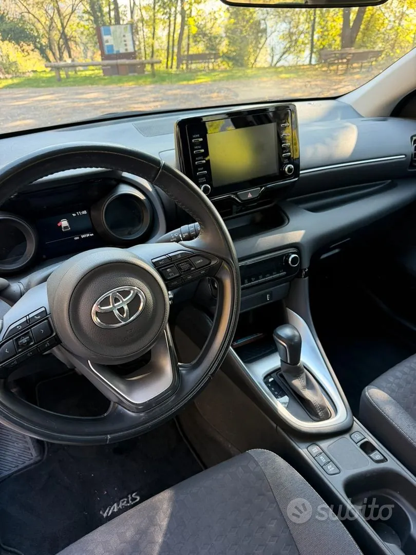 Toyota Yaris 2022 photo 4