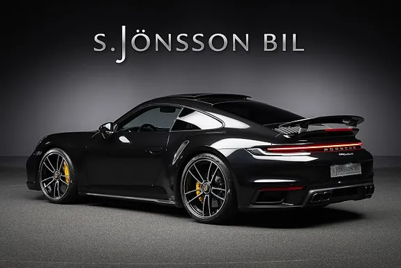 Porsche 911 2023 photo 2
