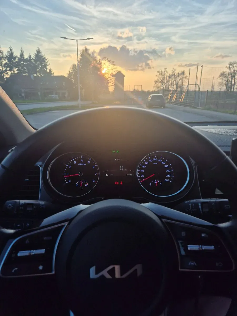 Kia Xceed 2023 photo 2