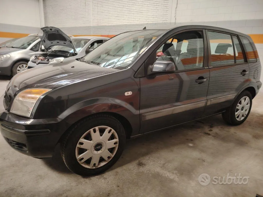 Ford Fusion 2008 photo 4