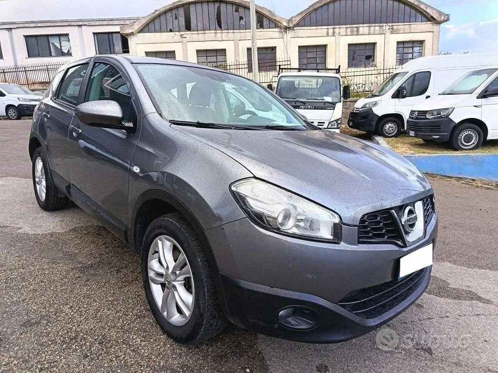 Nissan Qashqai 2011 photo 2