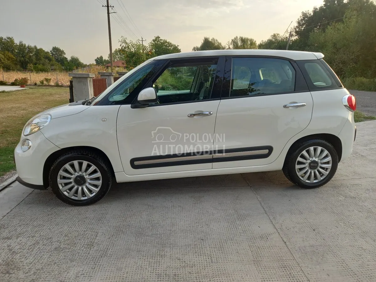 Fiat 500L 2012 photo 3
