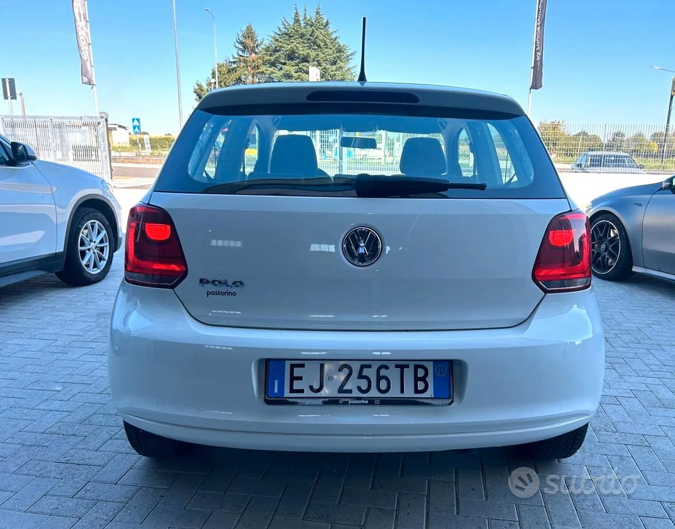Volkswagen Polo 2011 photo 5