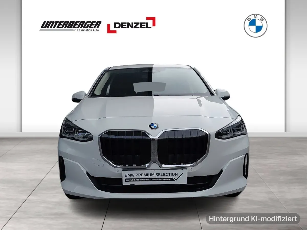 BMW 2 Series 2025 photo 2
