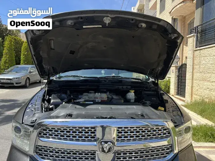 Dodge Ram 1500 Laramie 2017 photo 3