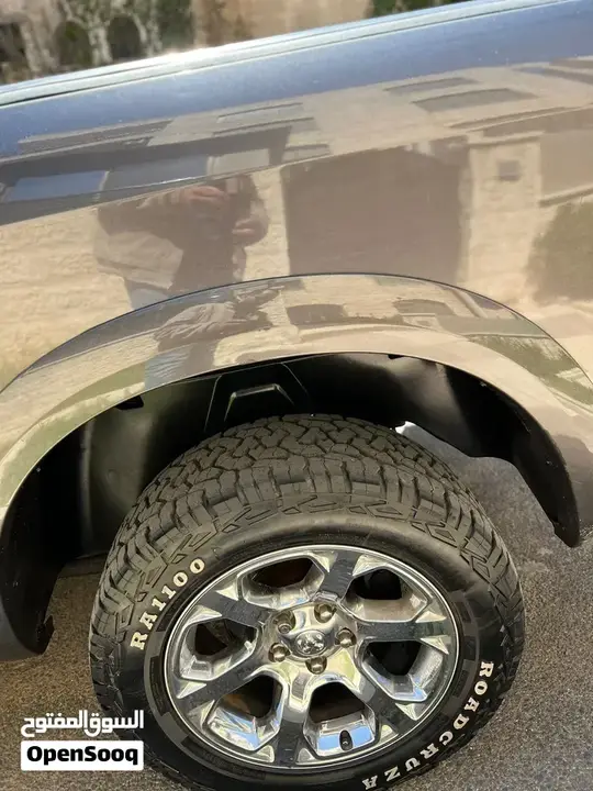 Dodge Ram 1500 Laramie 2017 photo 4