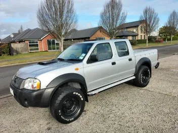 Nissan Navara 2013 photo 2