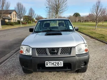 Nissan Navara 2013 photo 4