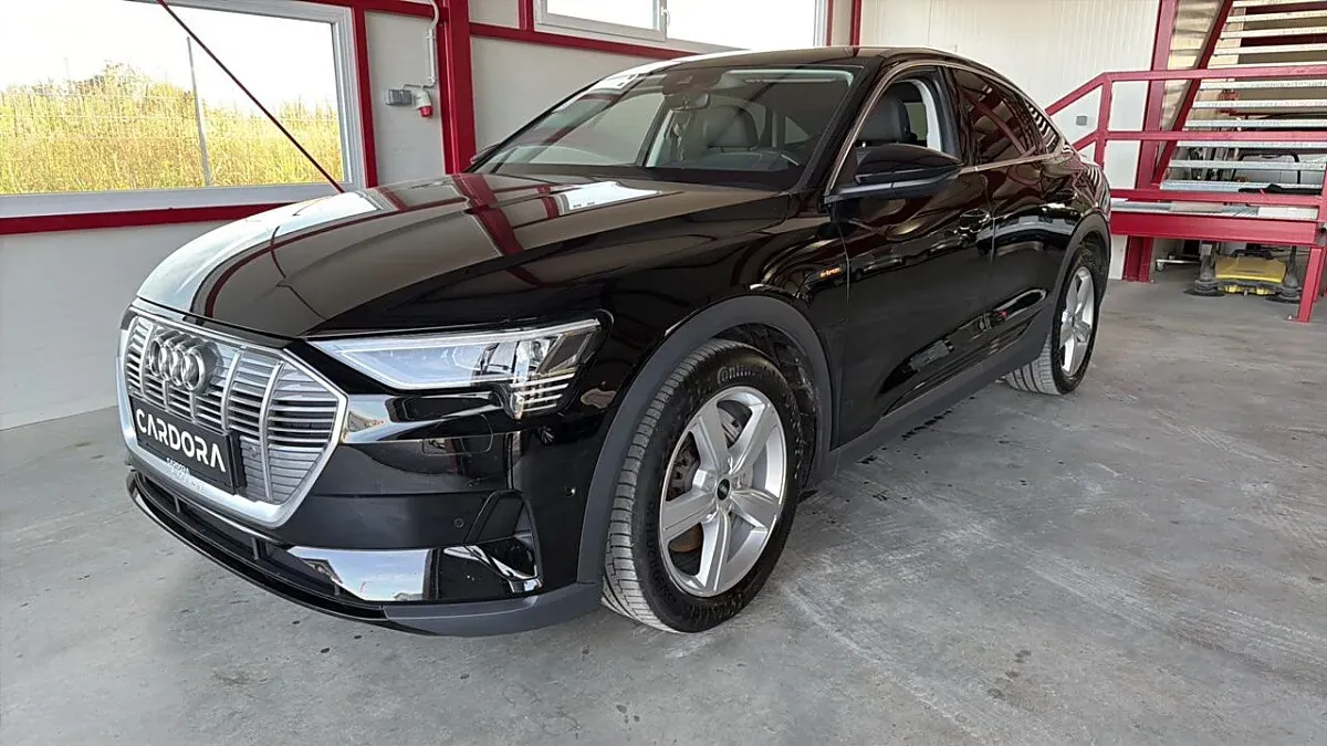 Audi E-Tron 2021 photo 2