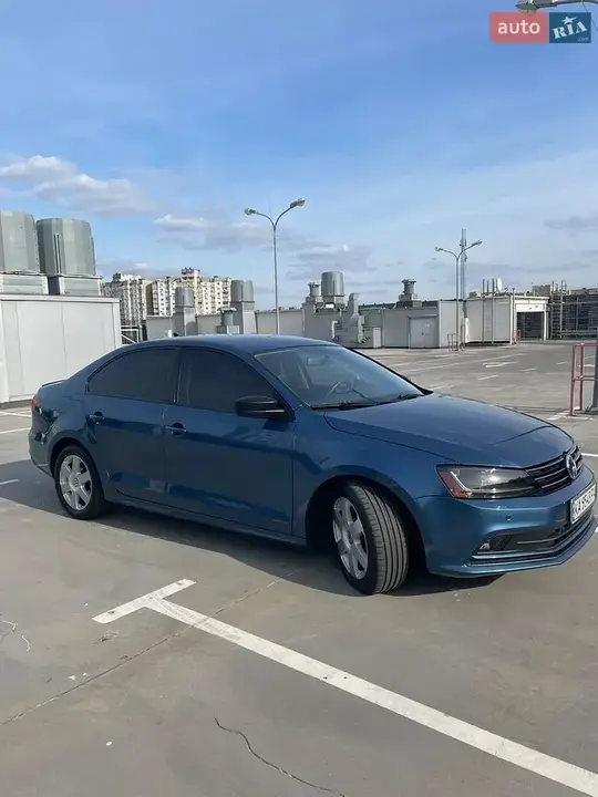 Volkswagen Jetta 2014 photo 2