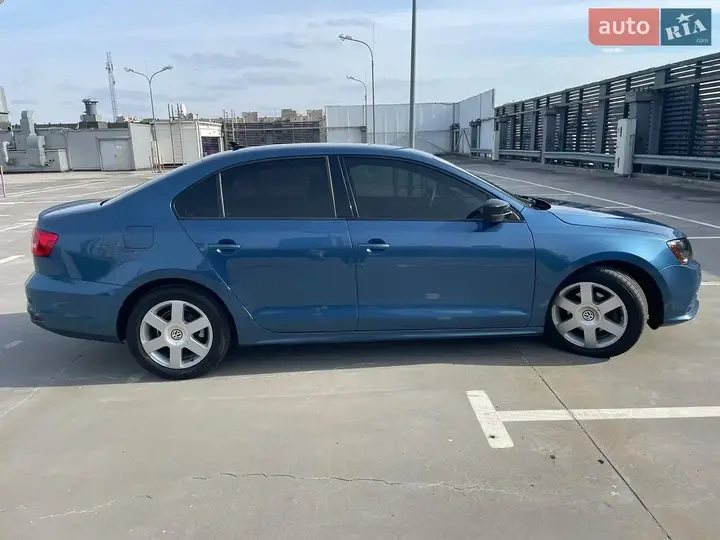 Volkswagen Jetta 2014 photo 3