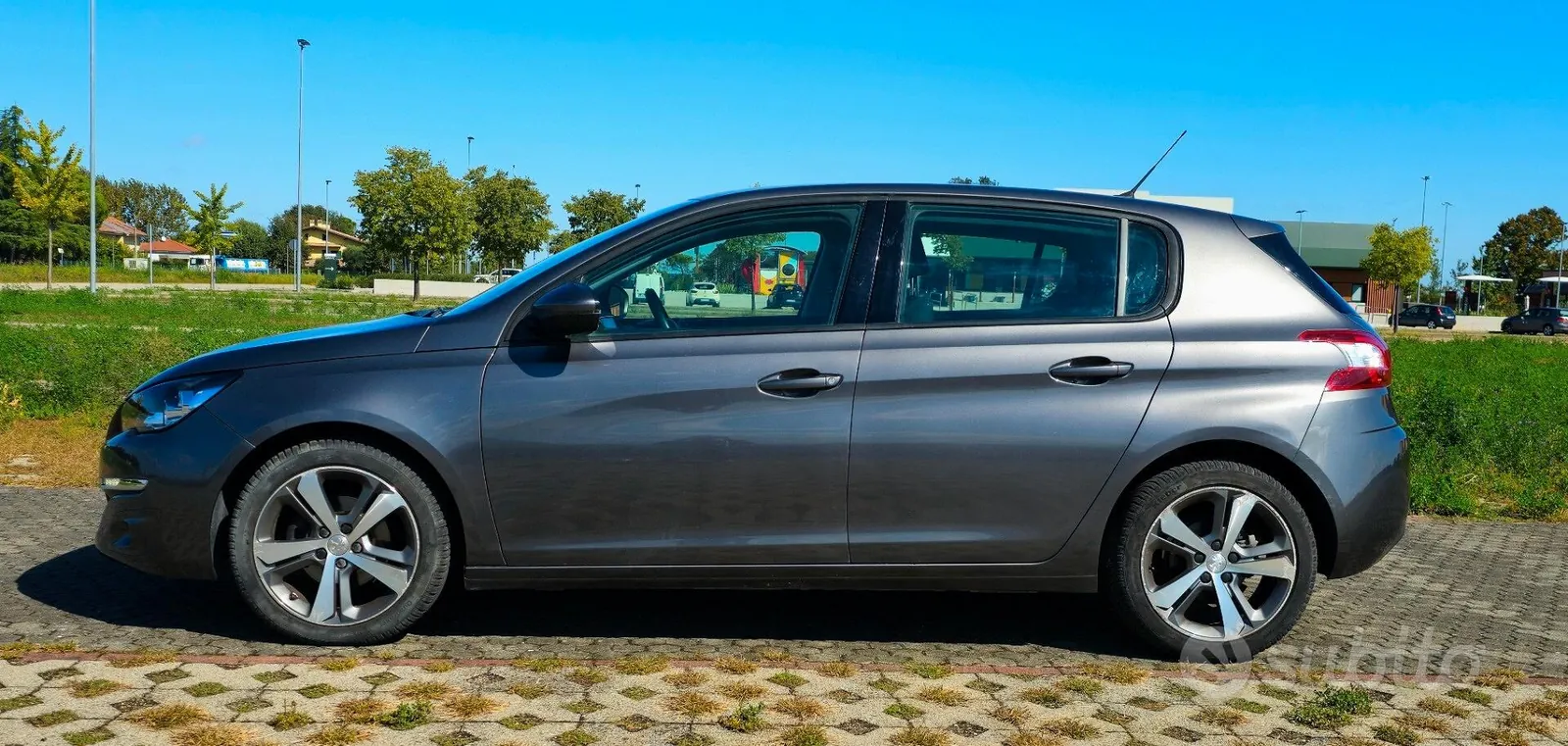 Peugeot 308 2016 photo 5