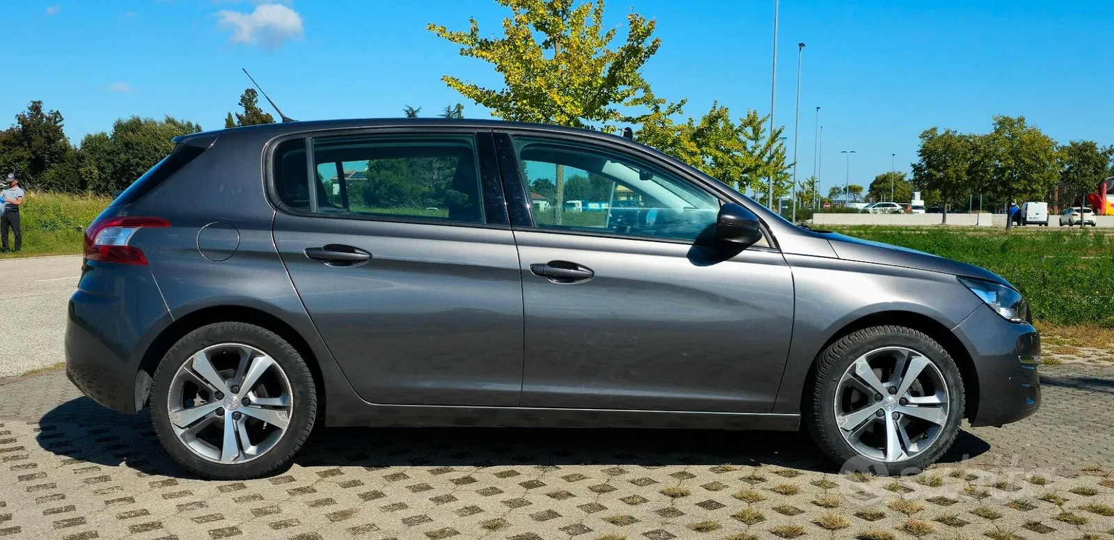 Peugeot 308 2016 photo 4
