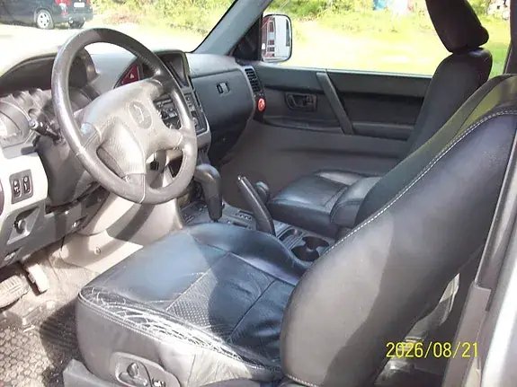 Mitsubishi Pajero 2003 photo 5