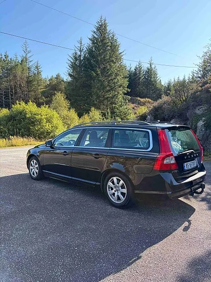 Volvo V70 2012 photo 3