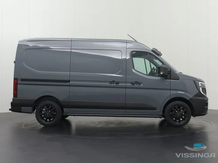 Renault Master 2024 photo 2