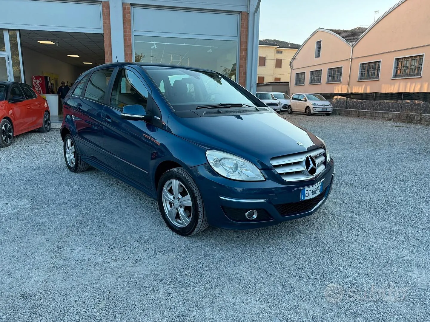 Mercedes-Benz B 180 Ngt