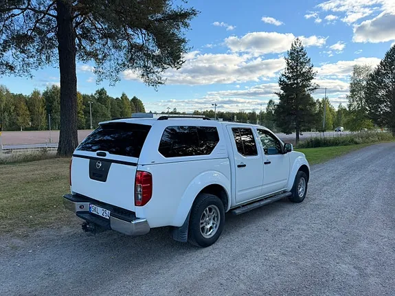 Nissan Navara 2011 photo 4