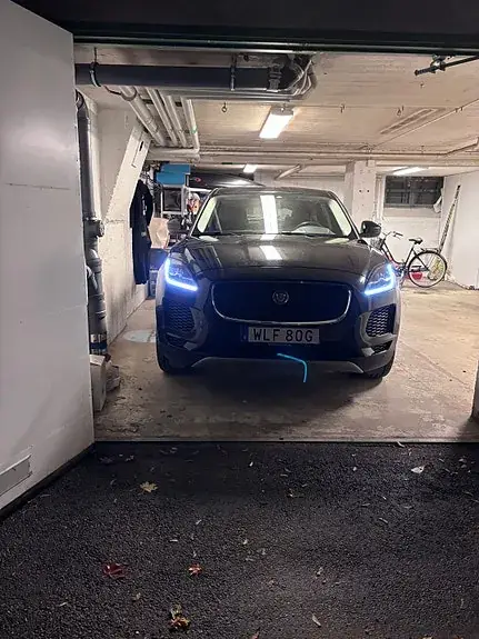 Jaguar E-Pace 2019 photo 3