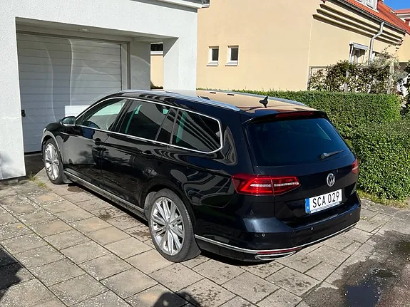 Volkswagen Passat 2015 photo 2
