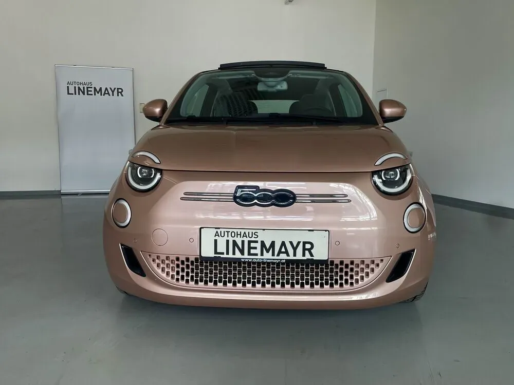 Fiat 500E 2021 photo 3