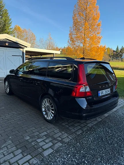 Volvo V70 2011 photo 4