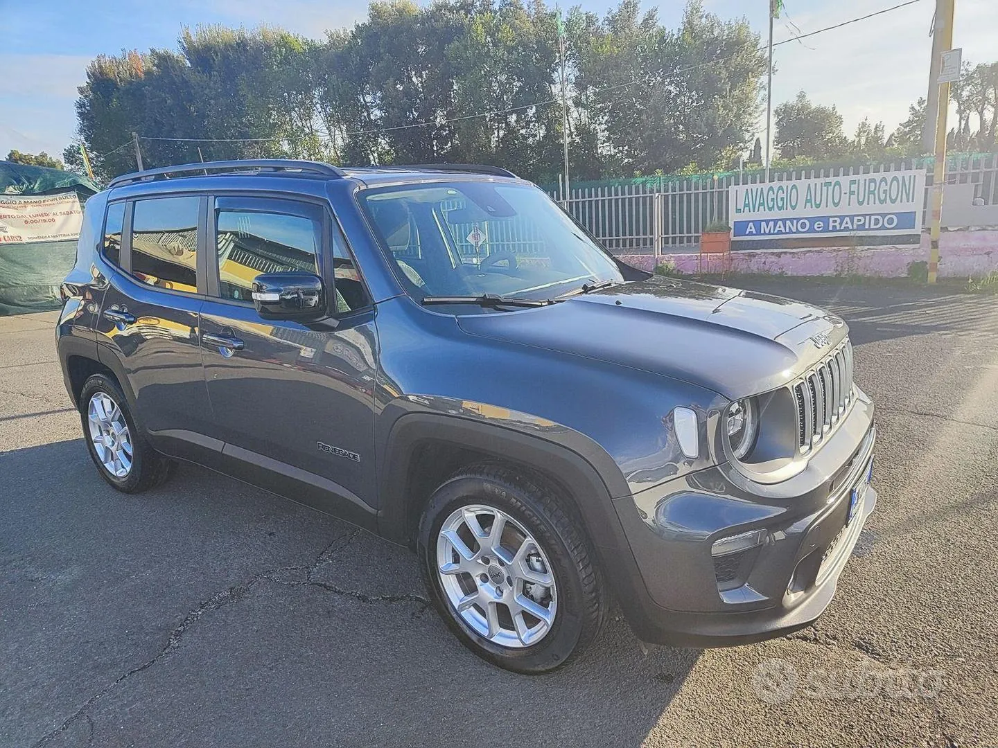 Jeep Renegade 2023 photo 3