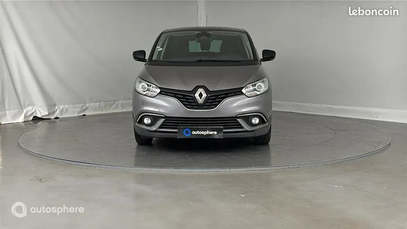 Renault Scenic 2018 photo 2