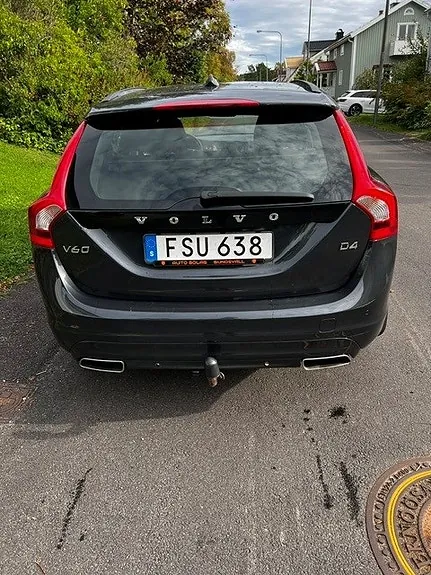 Volvo V60 2015 photo 2