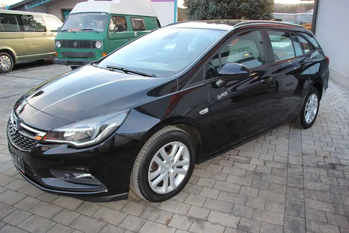 Opel Astra 2017 photo 4