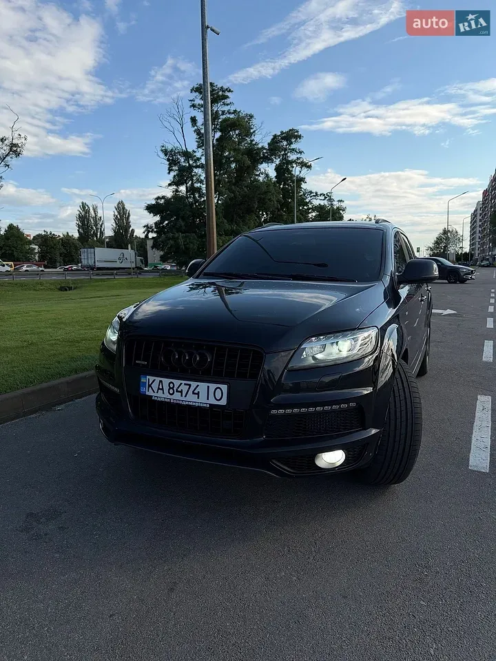 Audi Q7 2013 photo 4