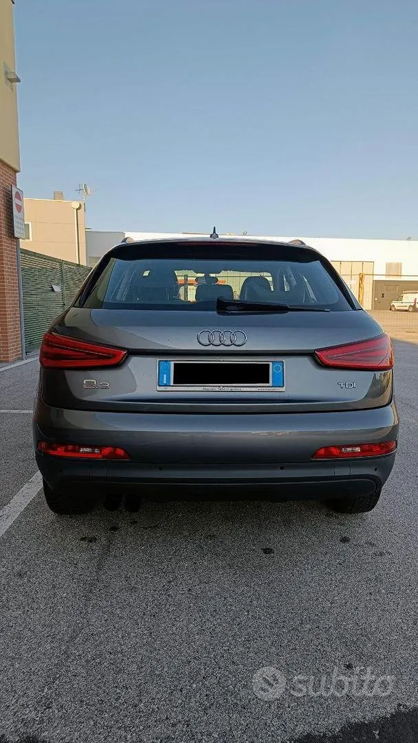 Audi Q3 2014 photo 2