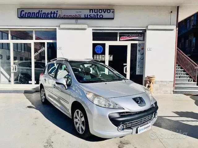Peugeot 207 2008 photo 3