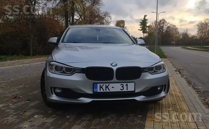 BMW 320