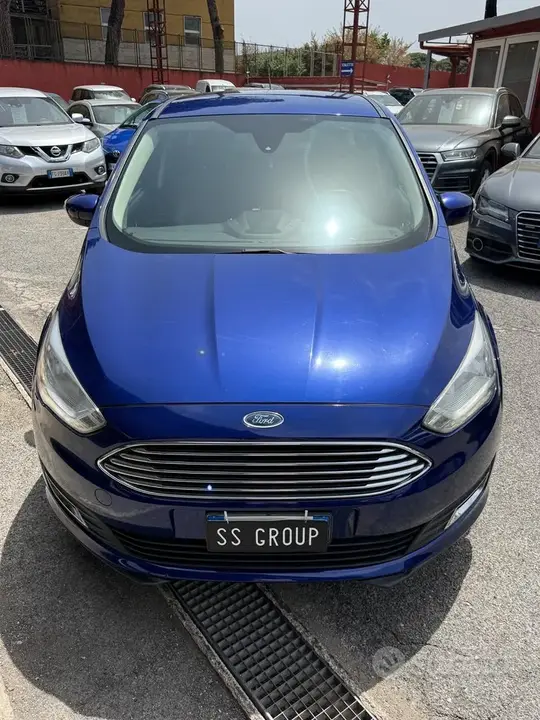 Ford C-Max 2015 photo 2