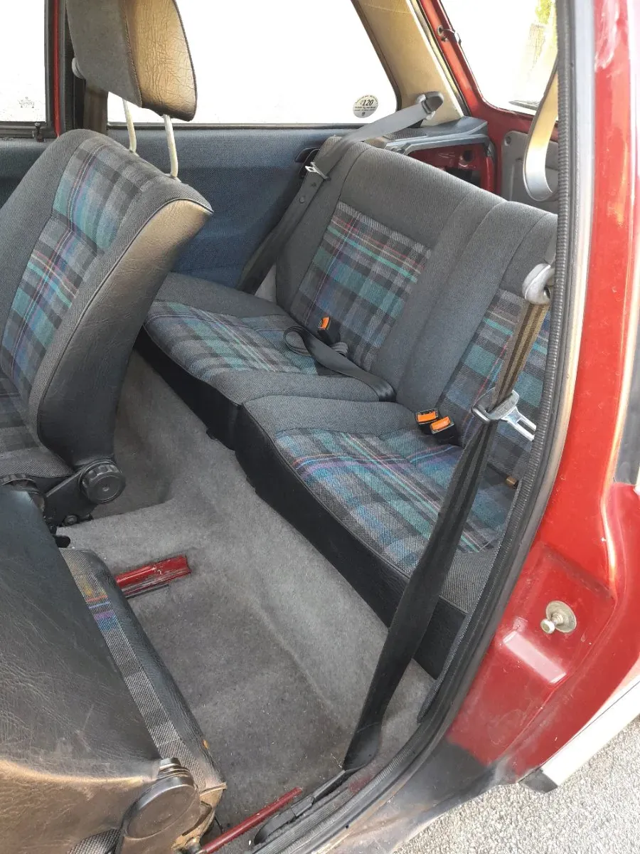 Volkswagen Polo 1991 photo 2