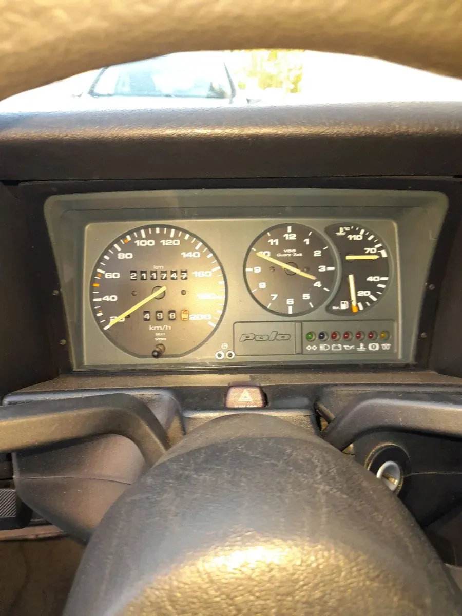 Volkswagen Polo 1991 photo 3