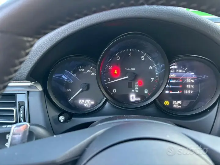 Porsche Macan 2022 photo 5