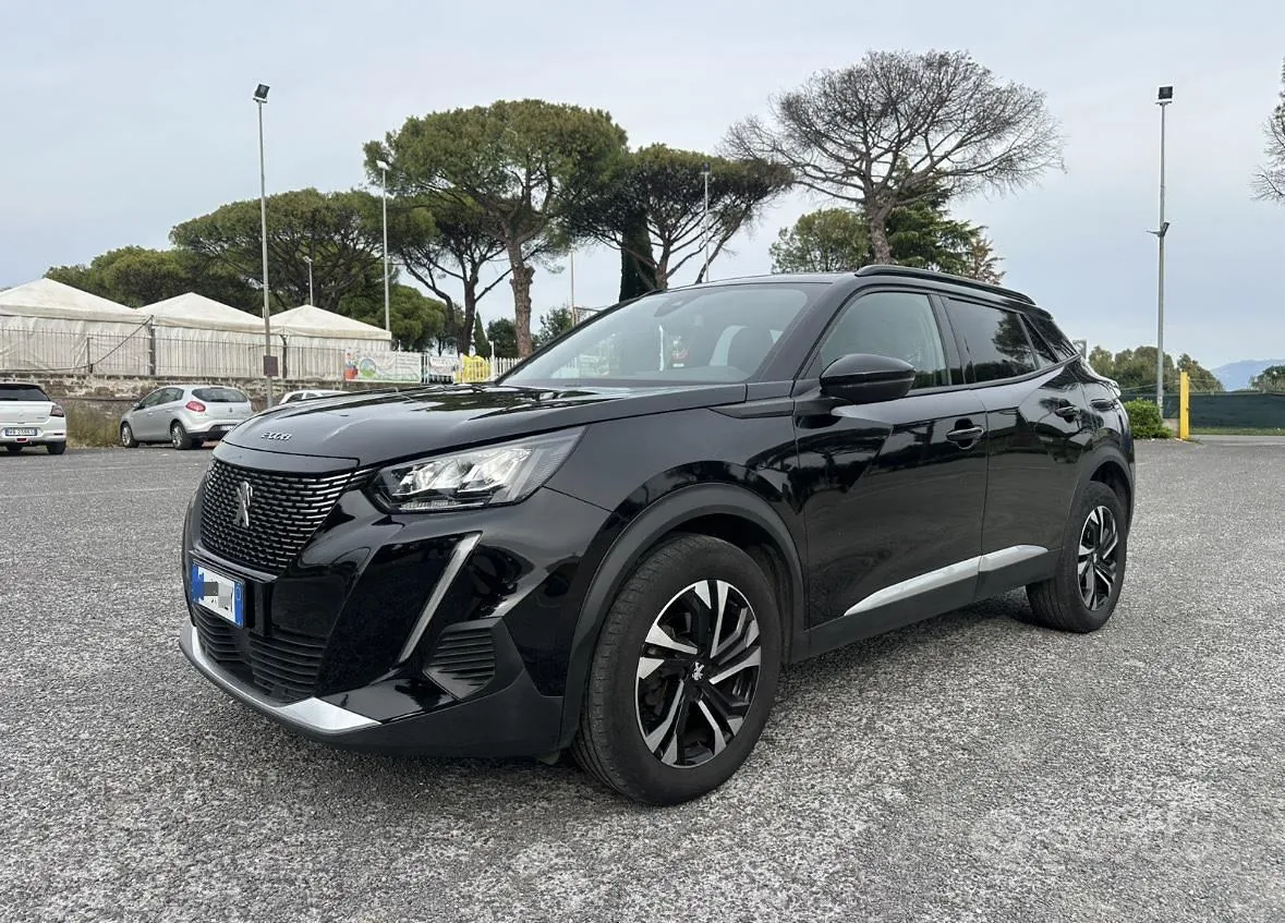Peugeot 2008 2023 photo 2