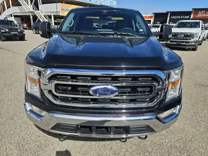 Ford F-150 2023 photo 2