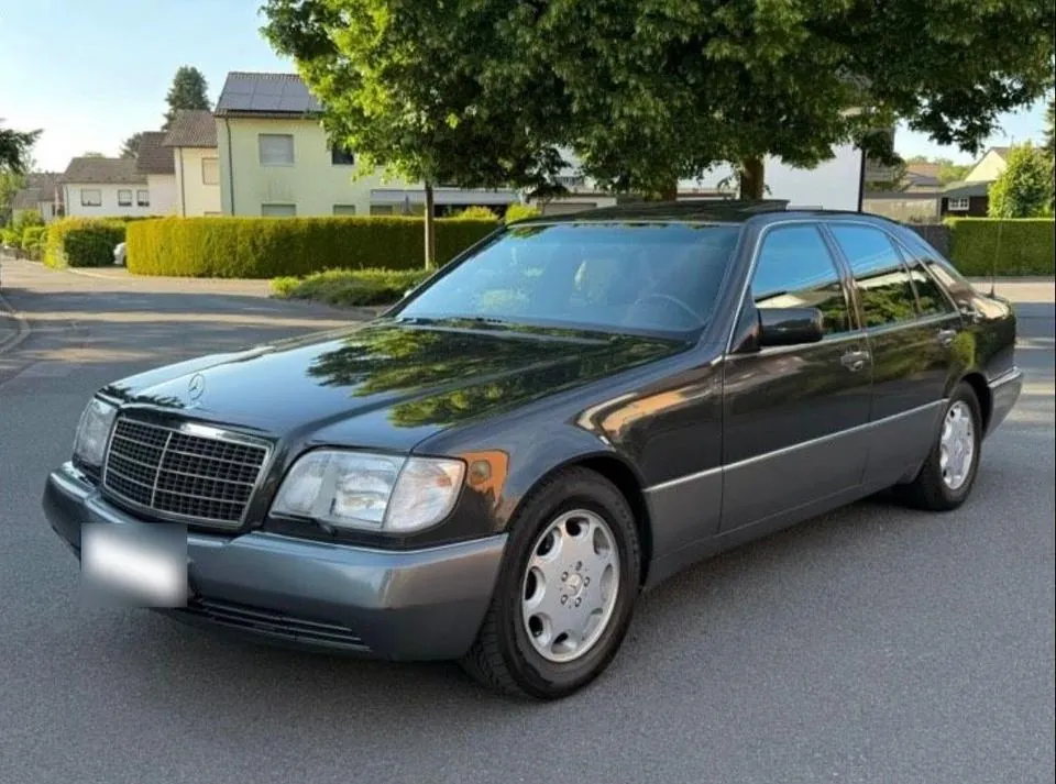 Mercedes-Benz S600