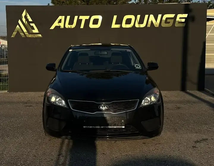 Kia Proceed 2011 photo 2