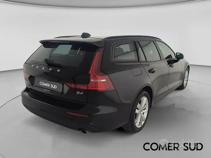 Volvo V60 2021 photo 3