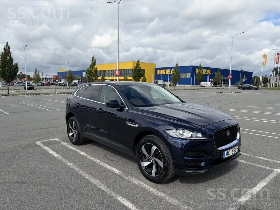 Jaguar F-Pace 2019 photo 2