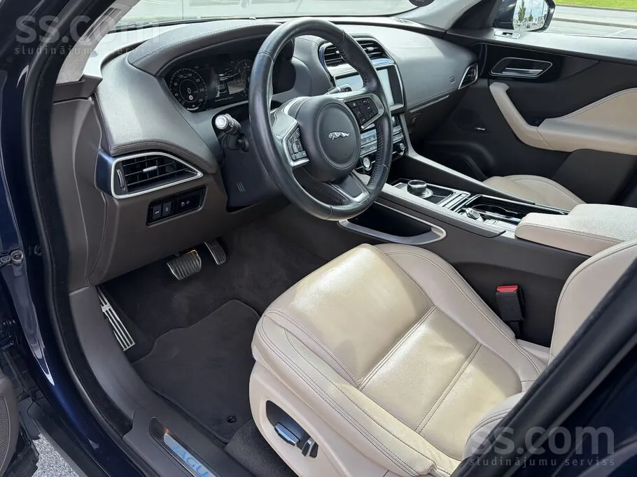Jaguar F-Pace 2019 photo 5