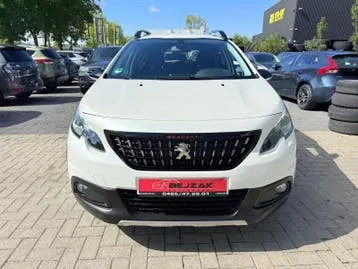 Peugeot 2008 2017 photo 2